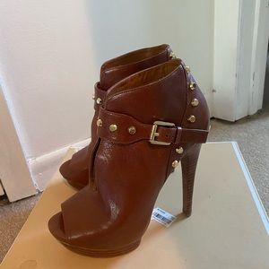 Michael Kors booties size 5.5